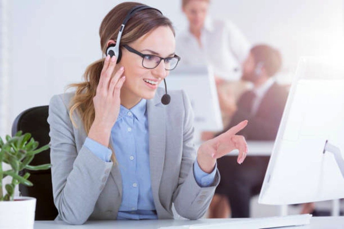8 Common Call Center Interview Questions (Plus Example ... melbourne thumbnail